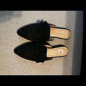 Black dress shoe-never worn